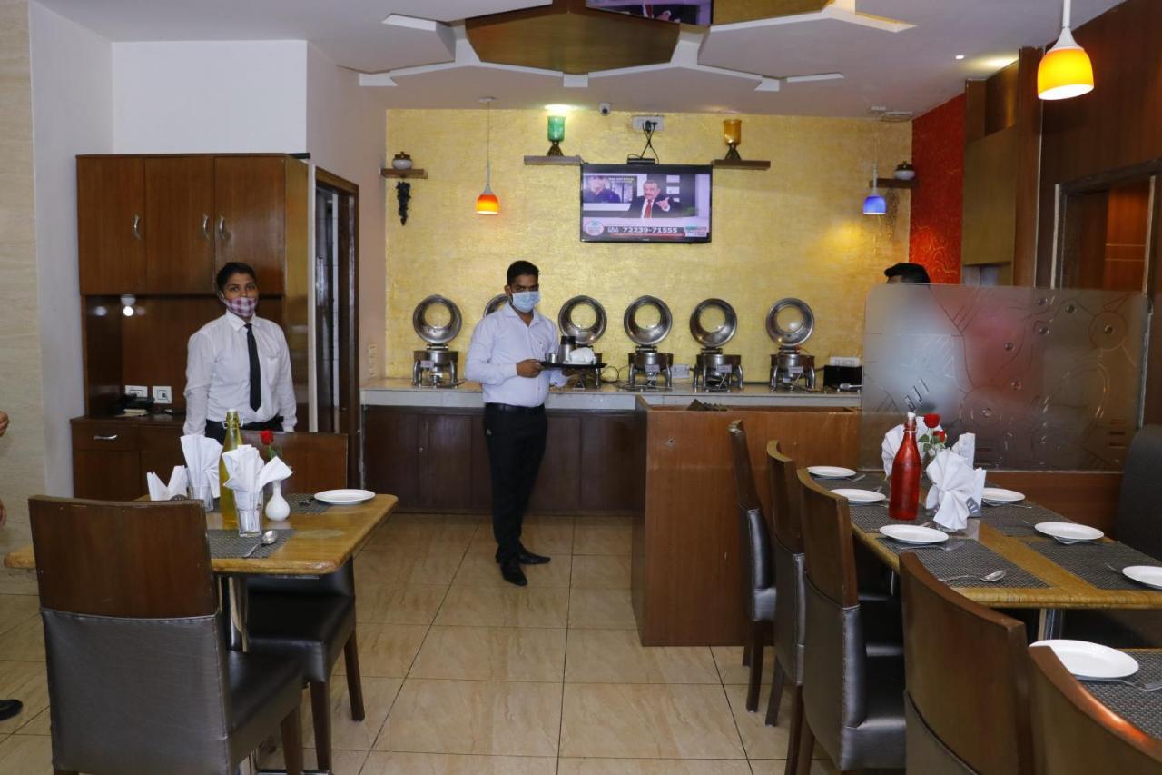 Hotel S C Residency Zirakpur Exterior foto